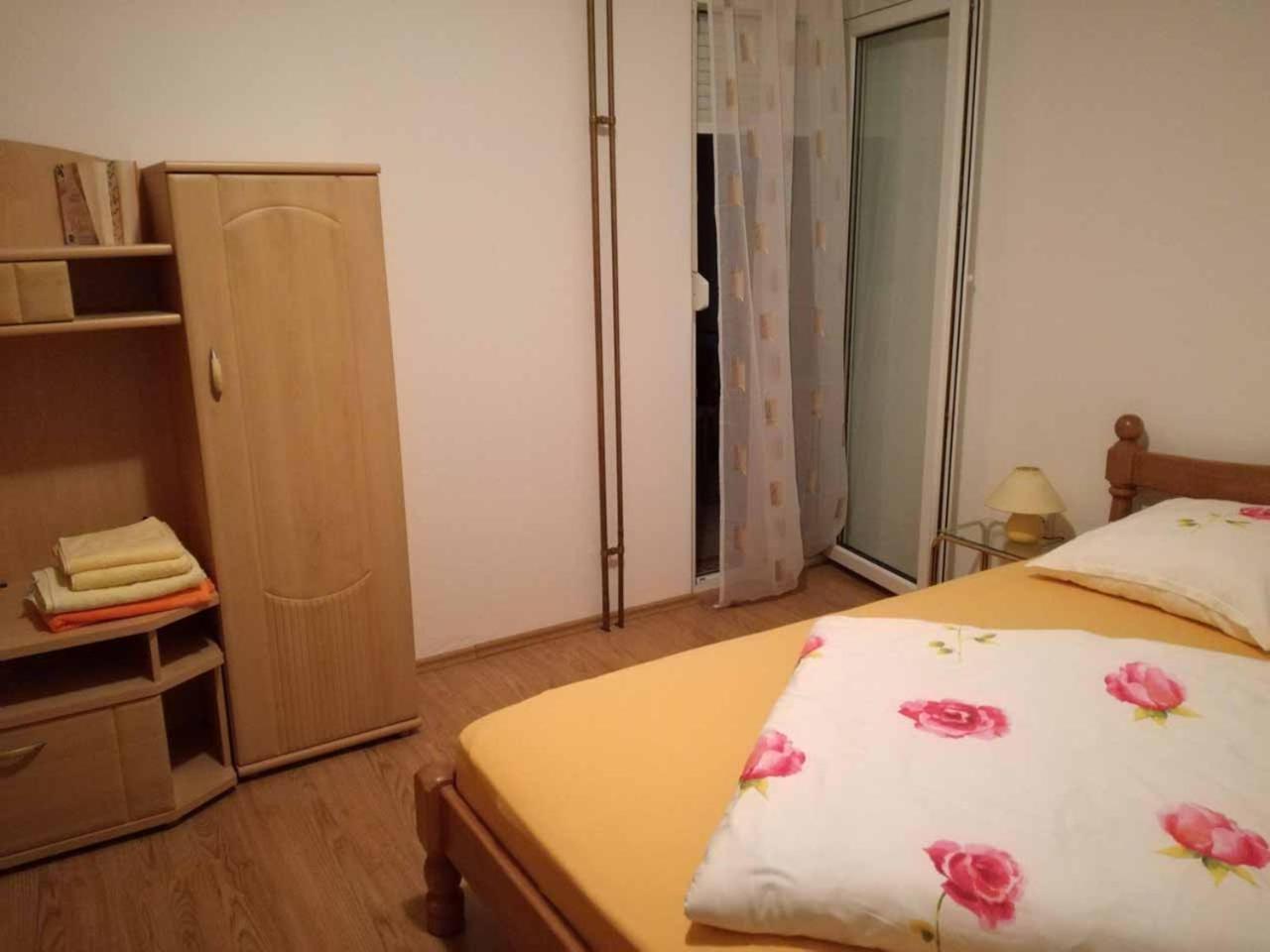 Apartments Rose Пореч Екстер'єр фото